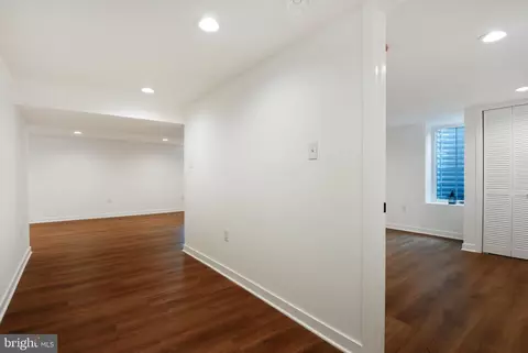 Entry Way - 173 Meadow Rd, Pasadena, MD 21122 photo 9 of 9