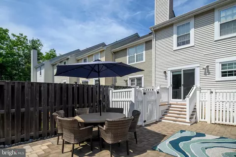 1607 Heather Pl, Crofton, MD 21114 photo 30