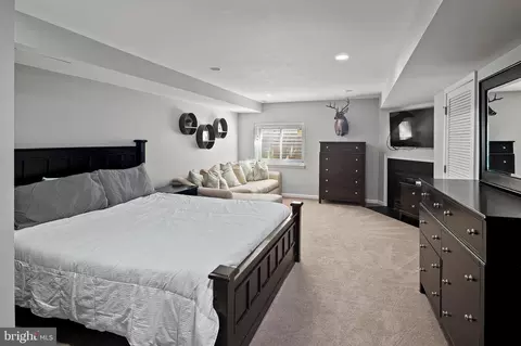 1607 Heather Pl, Crofton, MD 21114 photo 22