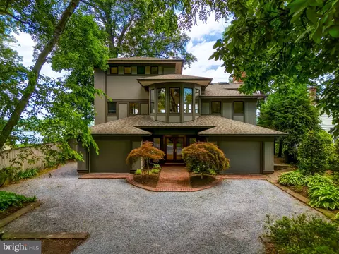Exterior - 2930 Edgewater Dr, Edgewater, MD 21037 photo 2 of 26