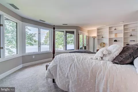 Bedroom - 2930 Edgewater Dr, Edgewater, MD 21037 photo 1 of 9