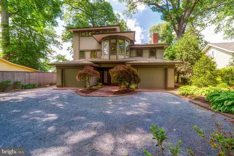 Exterior - 2930 Edgewater Dr, Edgewater, MD 21037 photo 17 of 26