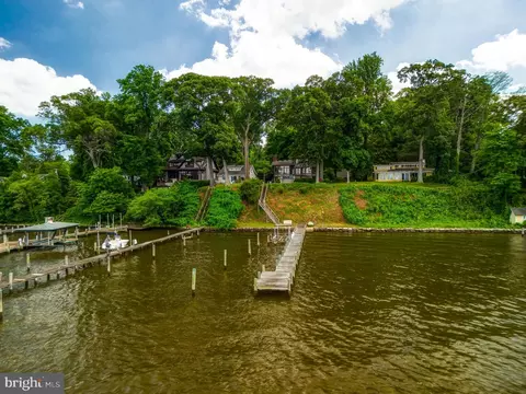 View/Area - 2930 Edgewater Dr, Edgewater, MD 21037 photo 8 of 12