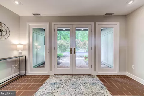 Entry Way - 2930 Edgewater Dr, Edgewater, MD 21037 photo 1 of 14