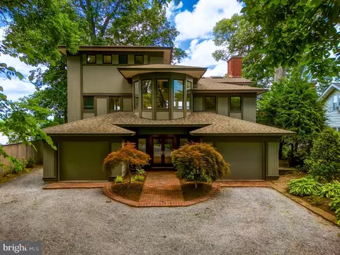 2930 Edgewater Dr, Edgewater, MD 21037