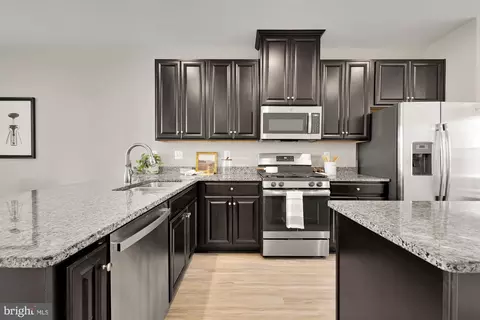 Kitchen - 1440 Strahorn Rd, Hanover, MD 21076 photo 3 of 7