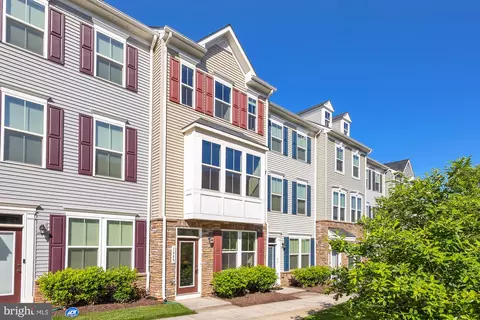 1440 Strahorn Rd, Hanover, MD 21076