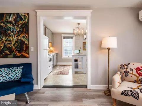 Entry Way - 114 Conduit St, Annapolis, MD 21401 photo 2 of 4