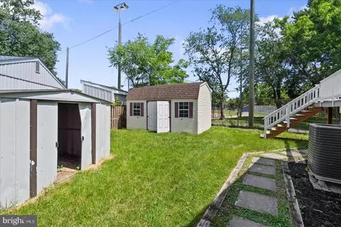 95 Creekview Ct, Pasadena, MD 21122 photo 45