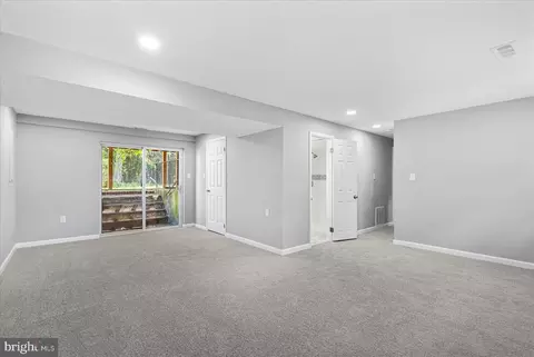 95 Creekview Ct, Pasadena, MD 21122 photo 34