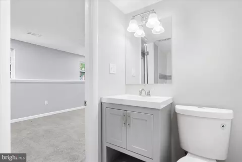 95 Creekview Ct, Pasadena, MD 21122 photo 31