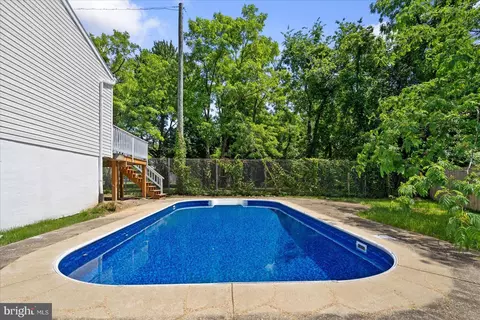 95 Creekview Ct, Pasadena, MD 21122 photo 41