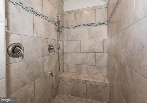 Entry Way - 552 Broadneck Rd, Annapolis, MD 21409 photo 19 of 25