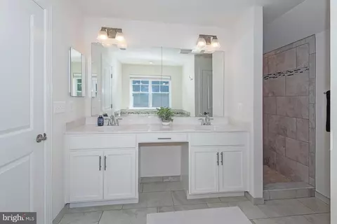 Entry Way - 552 Broadneck Rd, Annapolis, MD 21409 photo 17 of 25