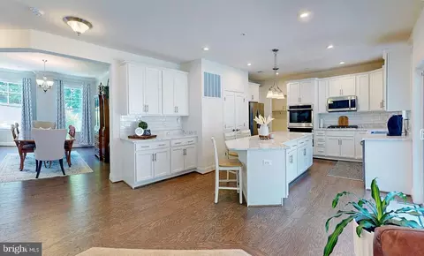 Kitchen - 552 Broadneck Rd, Annapolis, MD 21409 photo 1 of 5
