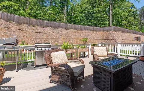 Exterior - 552 Broadneck Rd, Annapolis, MD 21409 photo 5 of 8