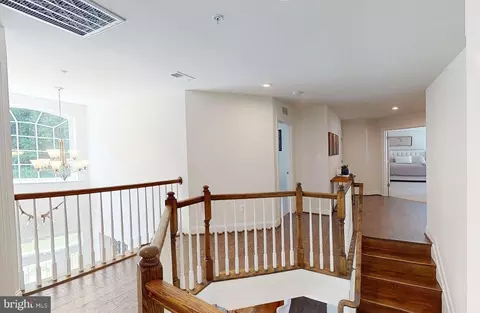 Entry Way - 552 Broadneck Rd, Annapolis, MD 21409 photo 22 of 25