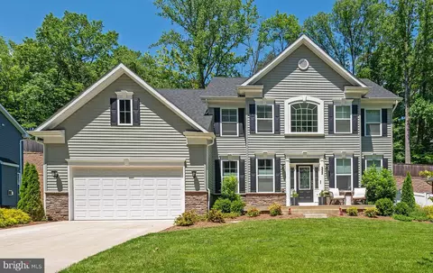 552 Broadneck Rd, Annapolis, MD 21409