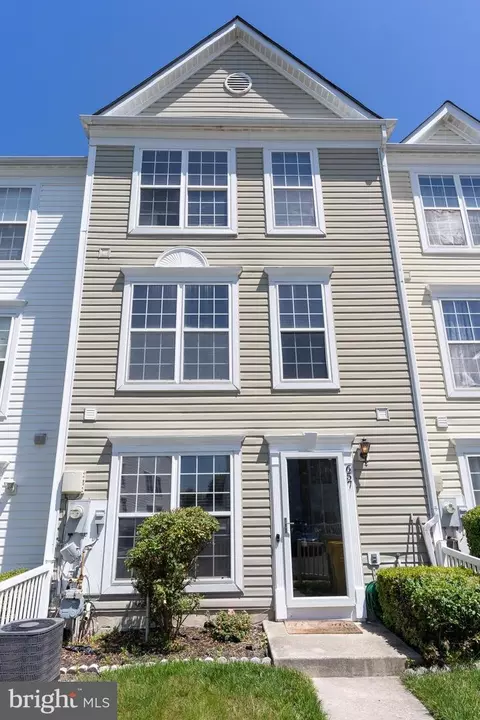 657 Sprite Way, Glen Burnie, MD 21061