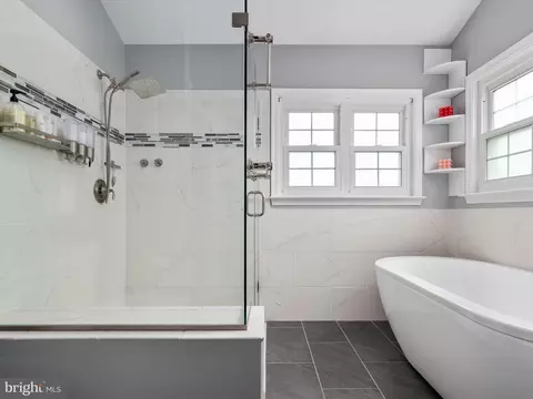 Bath - 416 Music Ln, Linthicum, MD 21090 photo 4 of 5