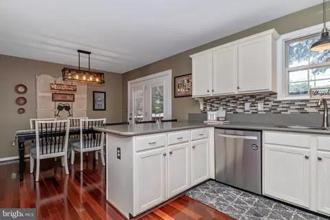 672 207th St, Pasadena, MD 21122 photo 16