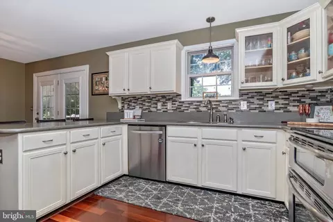672 207th St, Pasadena, MD 21122 photo 15