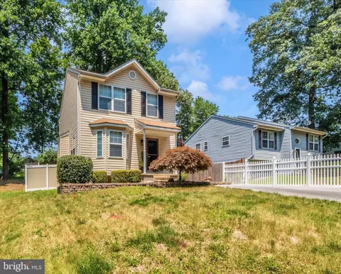 672 207th St, Pasadena, MD 21122 photo 3