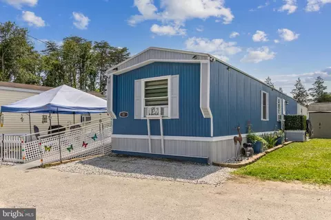 8049 Veterans Hwy #11, Millersville, MD 21108