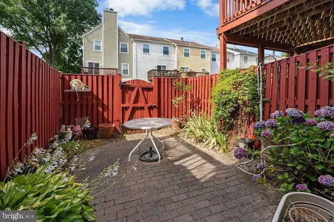 2072 Pawlet Dr #45C, Crofton, MD 21114 photo 4