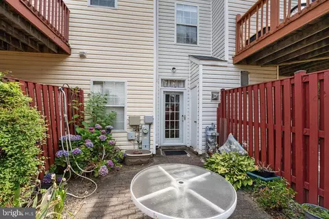 2072 Pawlet Dr #45C, Crofton, MD 21114 photo 6