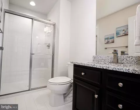 Bath - 2936 Middleham Ct, Hanover, MD 21076 photo 5 of 5