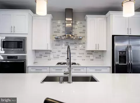 Kitchen - 2936 Middleham Ct, Hanover, MD 21076 photo 5 of 6