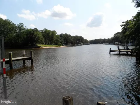 View/Area - 208 10th St, Pasadena, MD 21122 photo 1 of 1