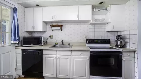 Other - 208 10th St, Pasadena, MD 21122 photo 8 of 15