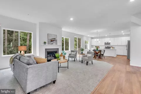 Living - 203 Featherstone Rd, Pasadena, MD 21122 photo 1 of 3