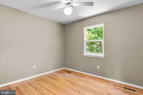 Bedroom - Undisclosed, Crofton, MD 21114 photo 3 of 6