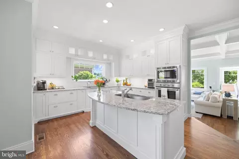 1160 S River Landing Rd, Edgewater, MD 21037 photo 3