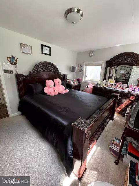 Bedroom - 242 11th St, Pasadena, MD 21122 photo 7 of 10