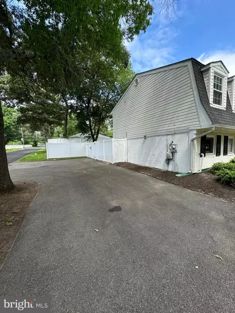 Exterior - 242 11th St, Pasadena, MD 21122 photo 4 of 7