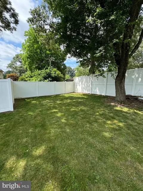 Exterior - 242 11th St, Pasadena, MD 21122 photo 5 of 7