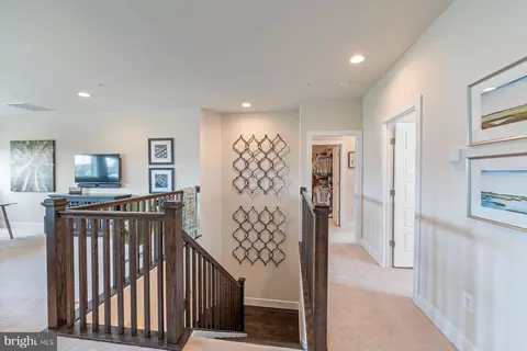 Entry Way - 1426 Bed Stone Ln, Odenton, MD 21113 photo 5 of 7