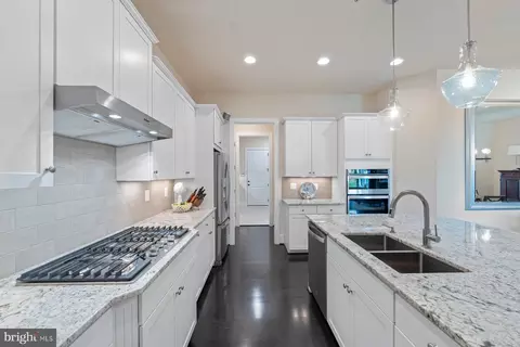 Kitchen - 1426 Bed Stone Ln, Odenton, MD 21113 photo 2 of 4