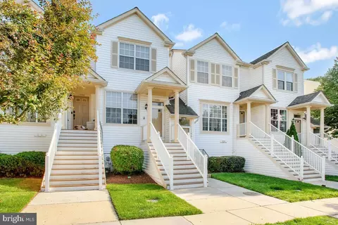 1590 Fallowfield Ct, Crofton, MD 21114 photo 3