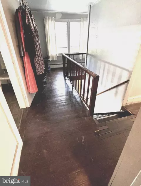 Entry Way - 23 Hicks Ave, Annapolis, MD 21401 photo 2 of 2