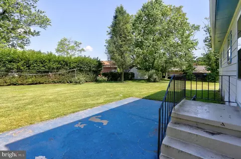 7426 Hickory Ln, Hanover, MD 21076 photo 12
