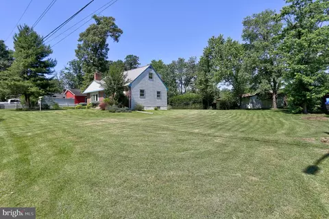 7426 Hickory Ln, Hanover, MD 21076 photo 5