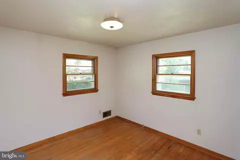 7426 Hickory Ln, Hanover, MD 21076 photo 30