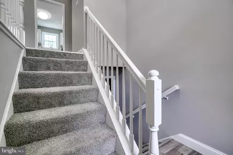 Entry Way - 7603 Mccarron Ct, Hanover, MD 21076 photo 2 of 5