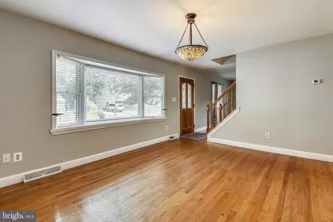 773 222nd St, Pasadena, MD 21122 photo 5
