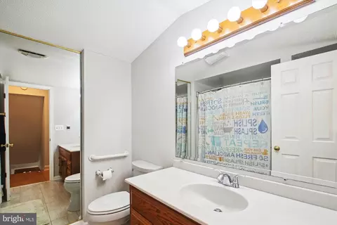 773 222nd St, Pasadena, MD 21122 photo 22